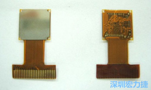 FPC可設(shè)計(jì)的電路復(fù)雜度與密度，比PCB遜色，但可適應(yīng)結(jié)構(gòu)的彈性結(jié)構(gòu)，成為電子產(chǎn)品設(shè)計(jì)重點(diǎn)。