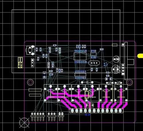 PCB設(shè)計中的標(biāo)準(zhǔn)化網(wǎng)格（Grid）是實現(xiàn)PCB圖形設(shè)計規(guī)范化和合理化的基礎(chǔ)，也是實現(xiàn)PCB的高可靠性和加工的經(jīng)濟(jì)性的前提。