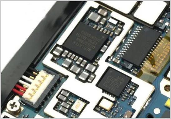 PCB設(shè)計(jì)如何避免連錫？實(shí)用技巧與預(yù)防方案